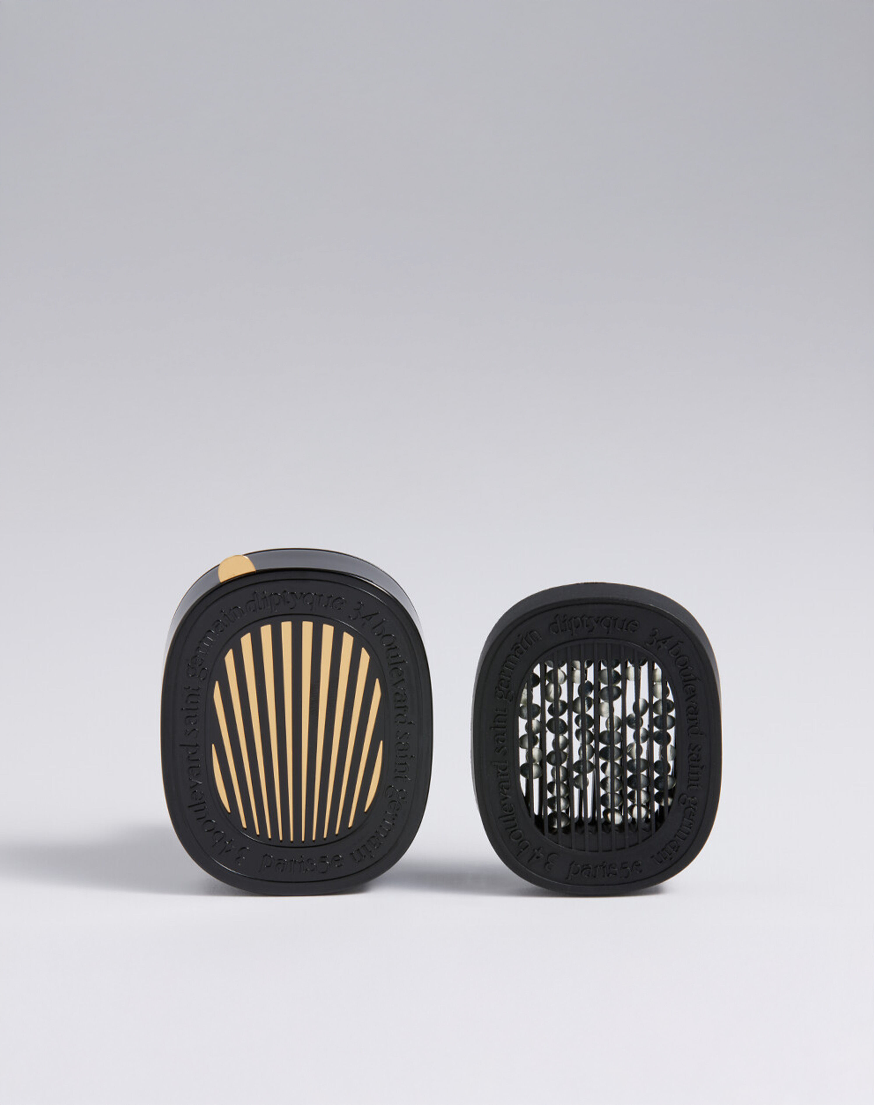 ほぼ未使用　Diptyque ルームディフューザー　Figuier Figuier（フィギエ） - カーディフューザー セット | Diptyque Paris